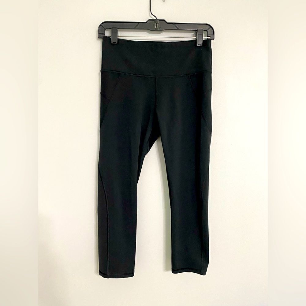 Athleta Black Capris Women Size S